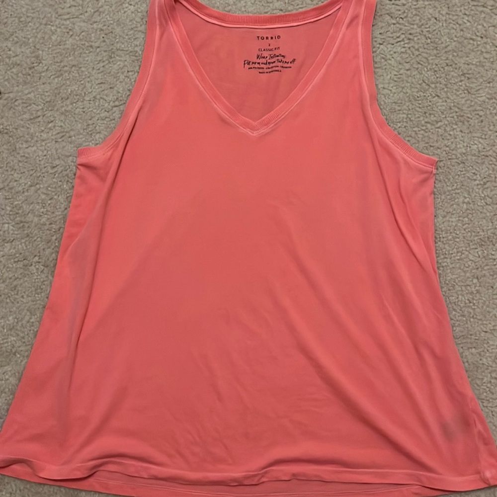 Pink/Peach Torrid Classic Fit Size 2 Sleeveless Shirt!